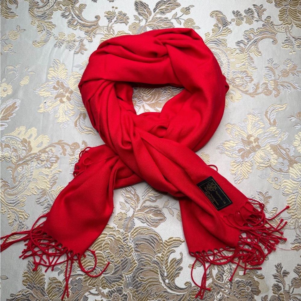 ✨🌹 Vibrant Red Italian Pashmina Scarf • Made in Italy • Elegant Fringe Wrap 🌹✨